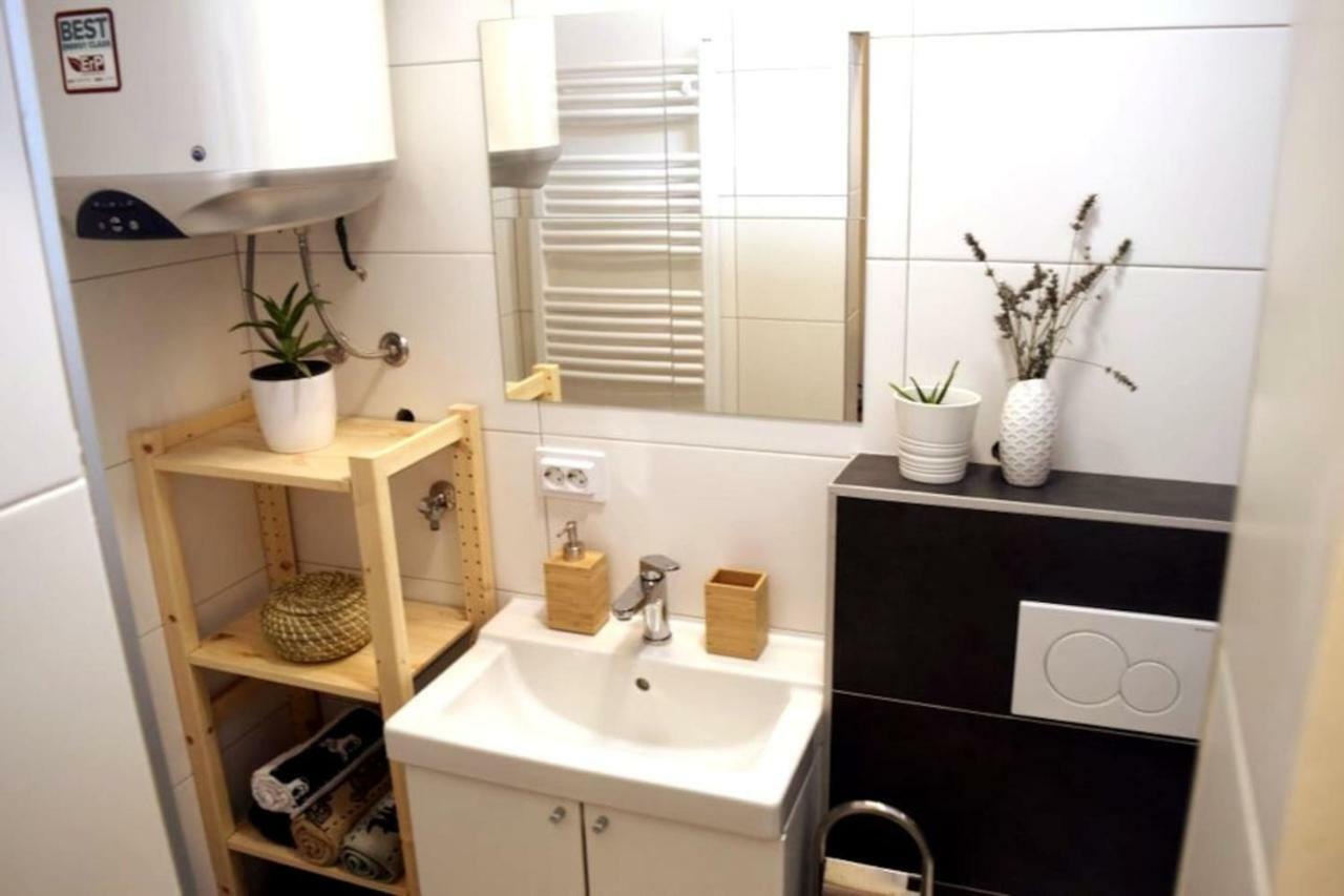 Vila Velebita, Sweet Cozy Appartement :) Загреб Екстериор снимка