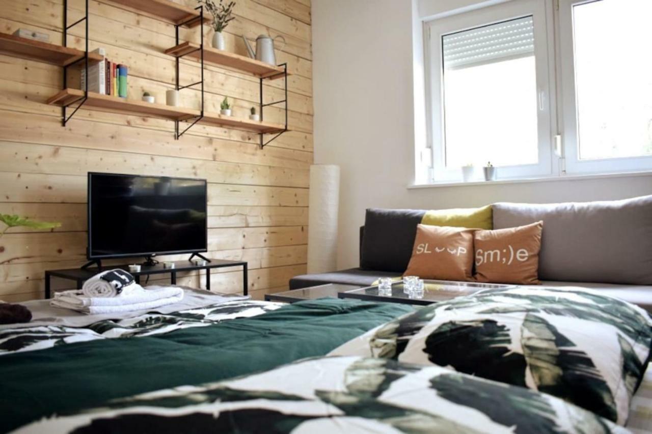 Vila Velebita, Sweet Cozy Appartement :) Загреб Екстериор снимка