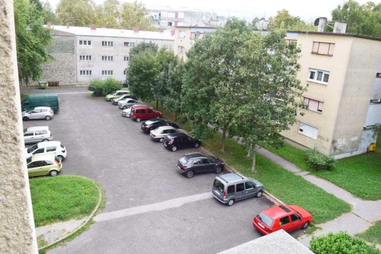 Vila Velebita, Sweet Cozy Appartement :) Загреб Екстериор снимка