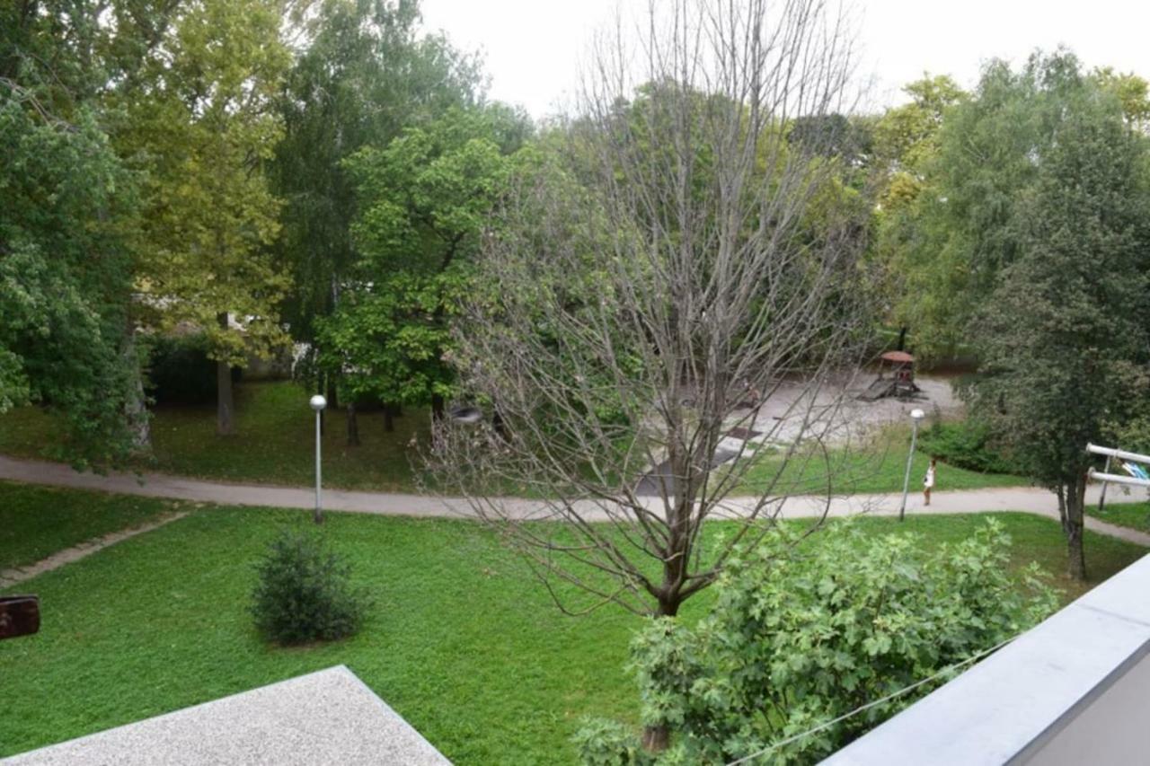 Vila Velebita, Sweet Cozy Appartement :) Загреб Екстериор снимка